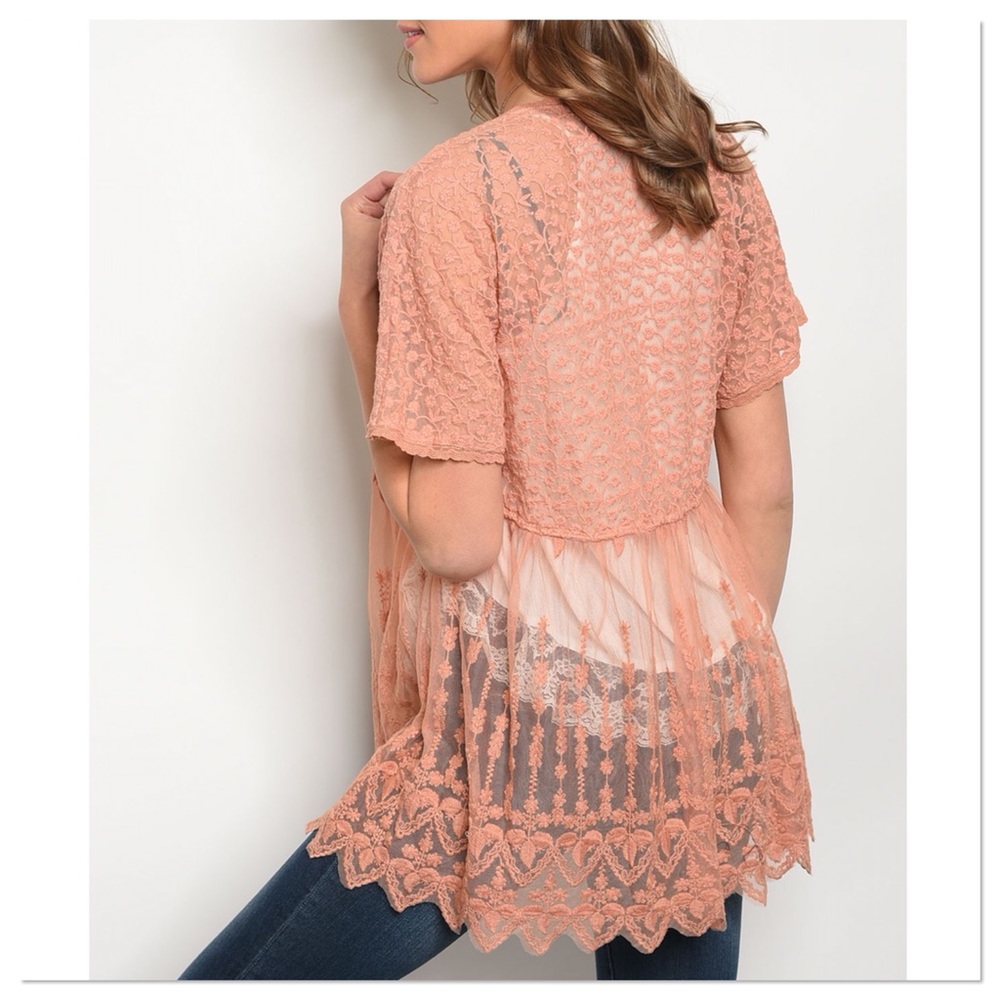 🚨 SALE! LAST ONE! Salmon Lace Detail Kimono - Picture 4 of 4